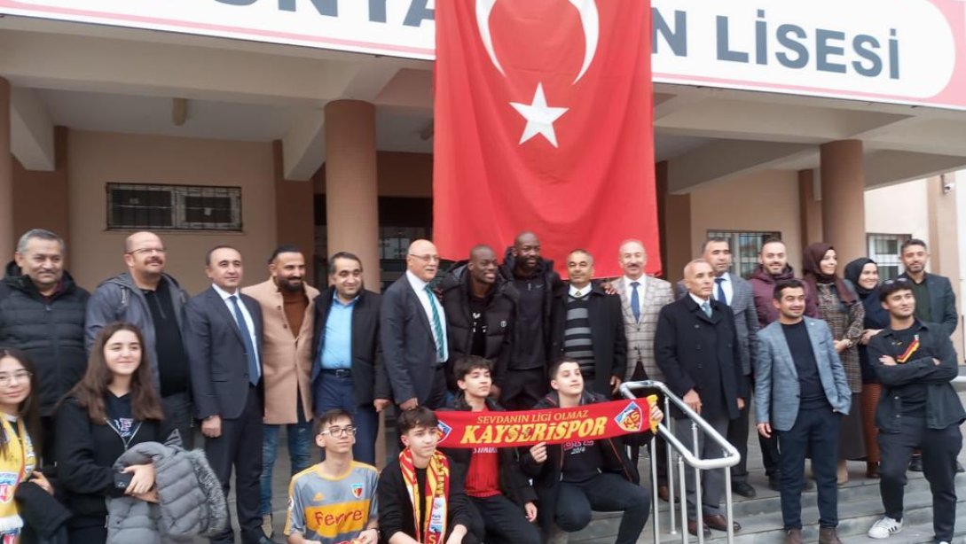 Mondihome Kayserispor Oyuncuları Bünyan'da